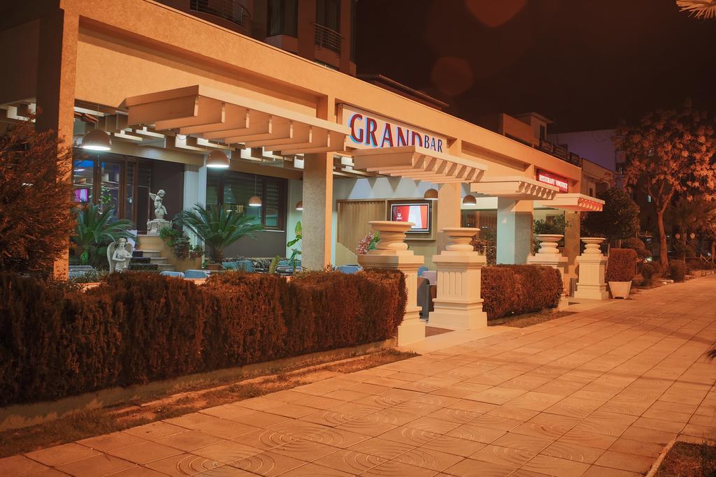 Grand Hotel Elbasan Bagian luar foto